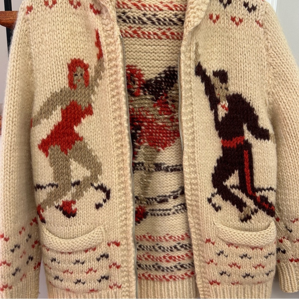Vintage Mary Maxim Cowichan Figure Skating Wool Hand Knit Cream Sweater - Picture 8 of 12